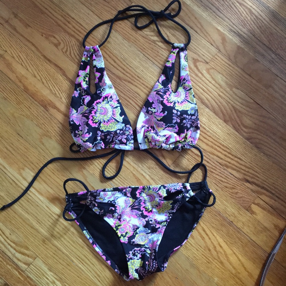 Bikini never worn